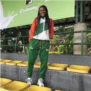 Entrenadora de fútbol, y asistente en primera infancia